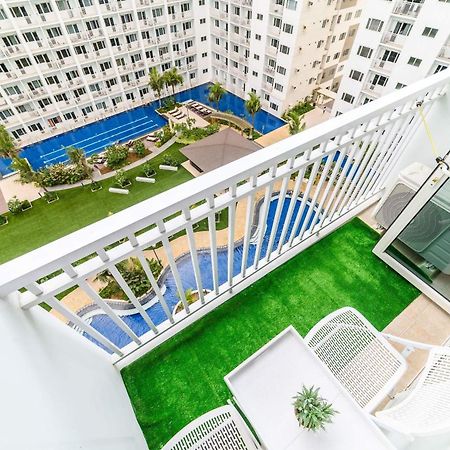 Santiorini At Shore Residences Pasay Exterior foto